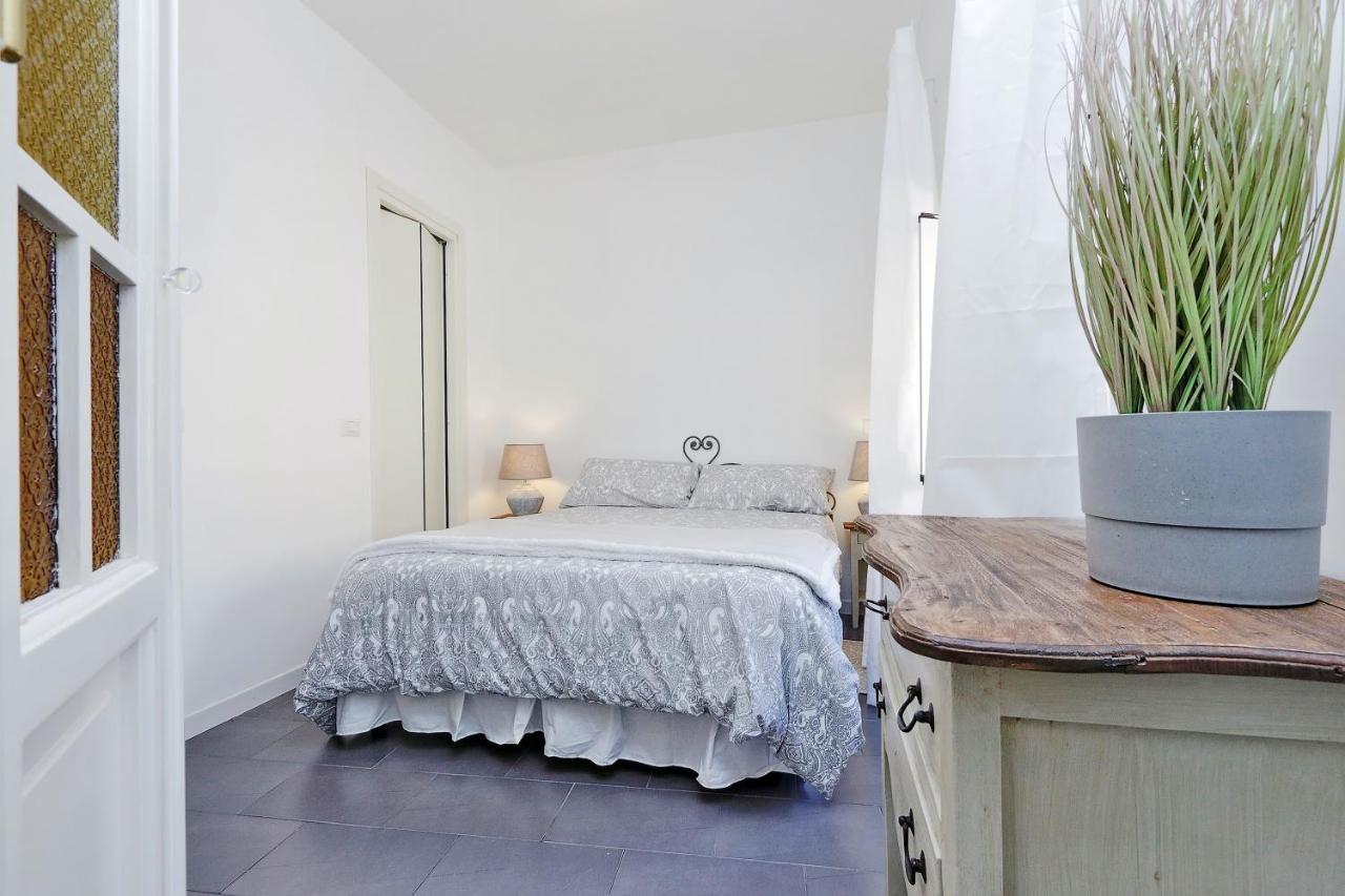 Monti Charming Apartment - Rome Short Let Service Exterior foto