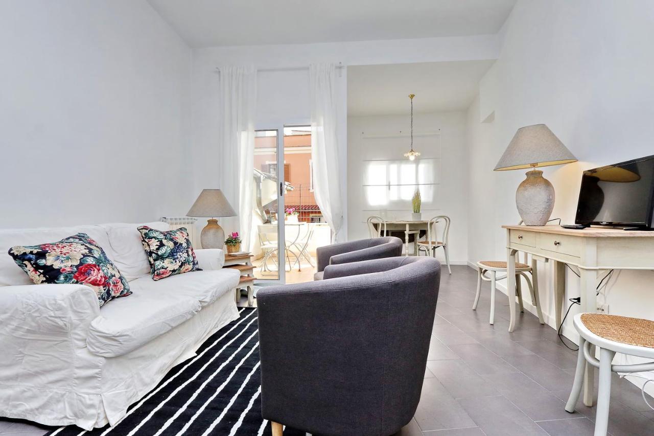 Monti Charming Apartment - Rome Short Let Service Exterior foto